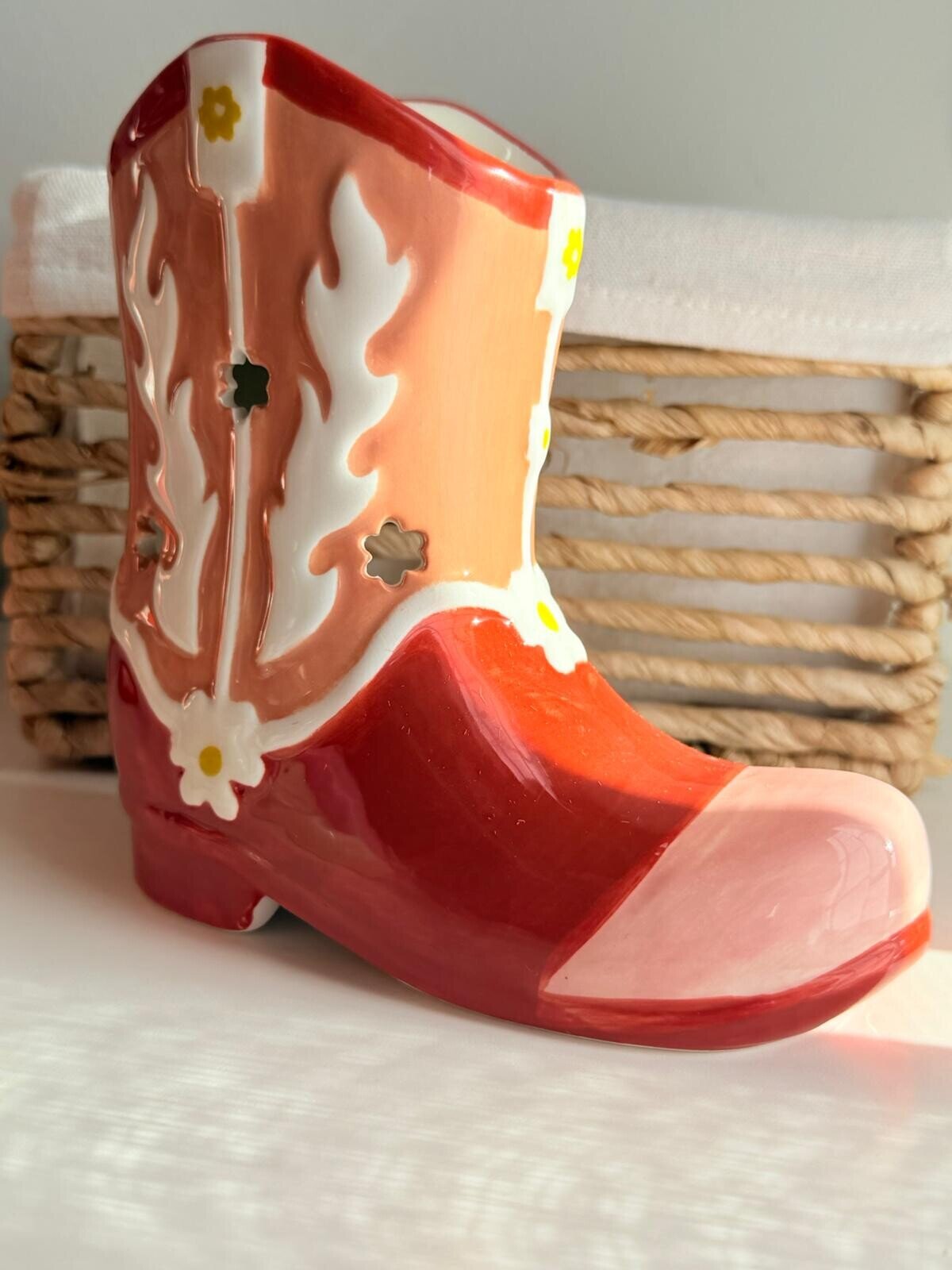 Quemador Bota Cowgirl – Diseño Floral con Detalles de Fuego