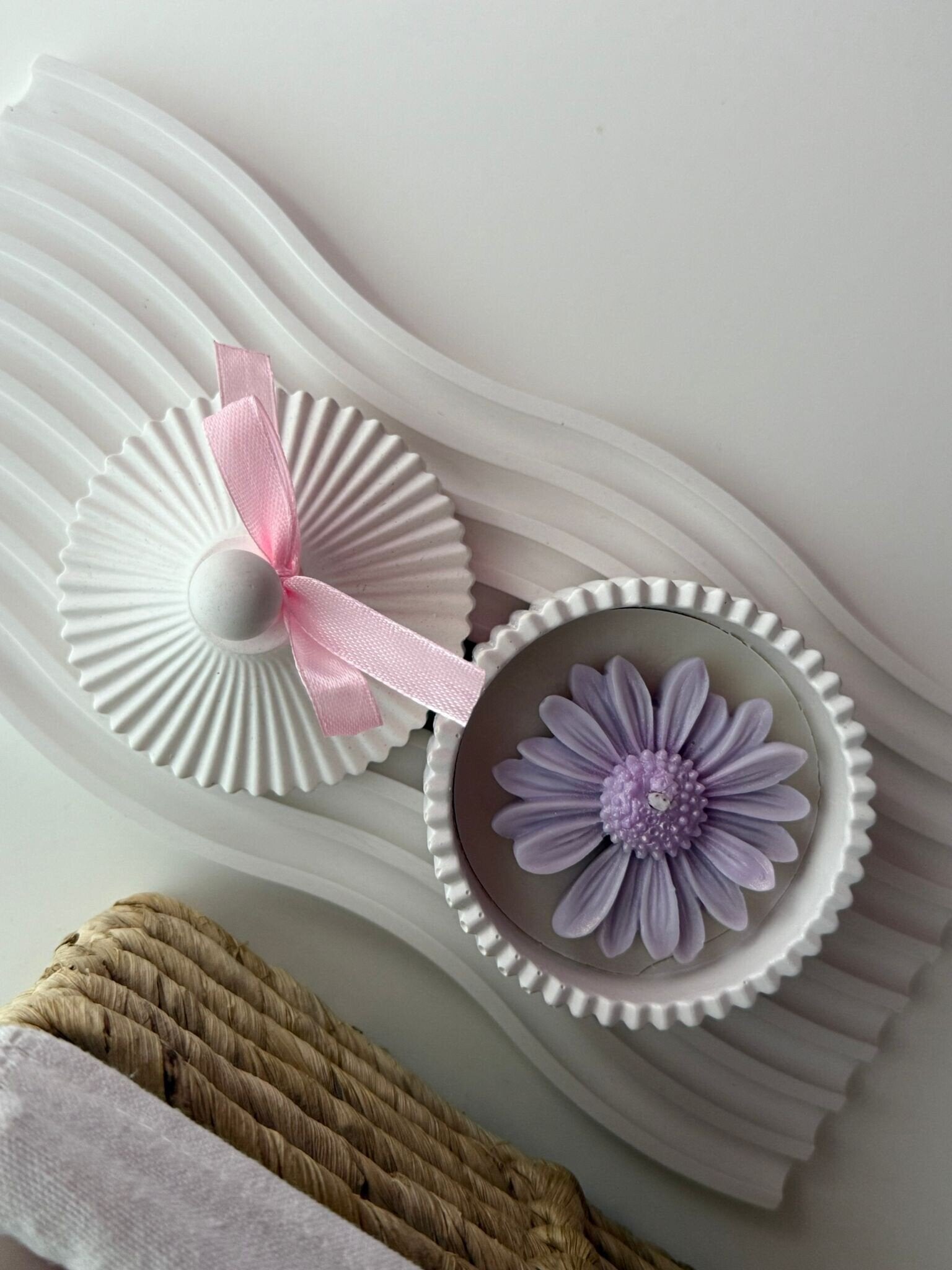 Vela Aromática Flor de Iris en Joyero de Yeso