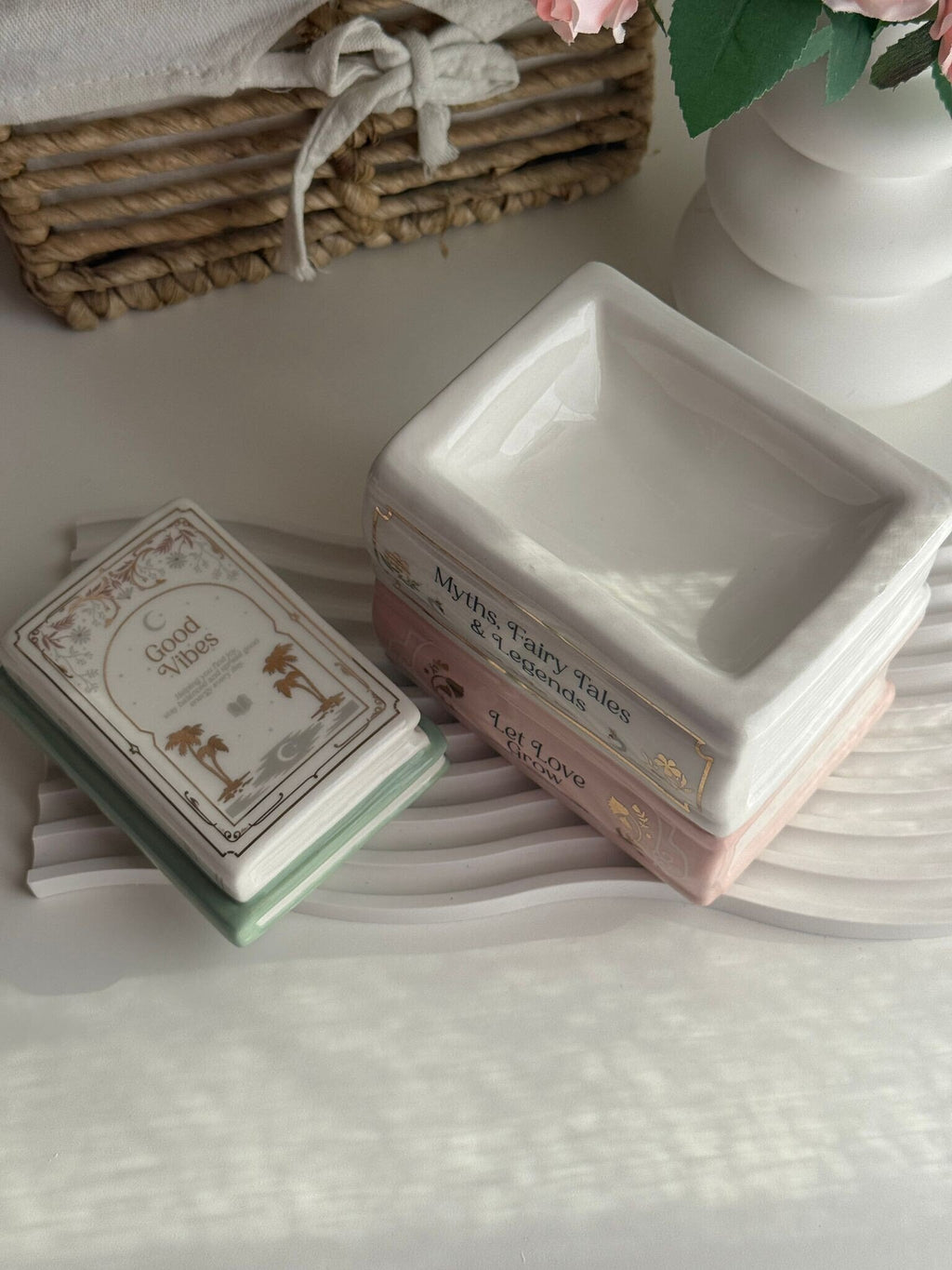 Quemador de wax melts – Biblioteca de ensueño