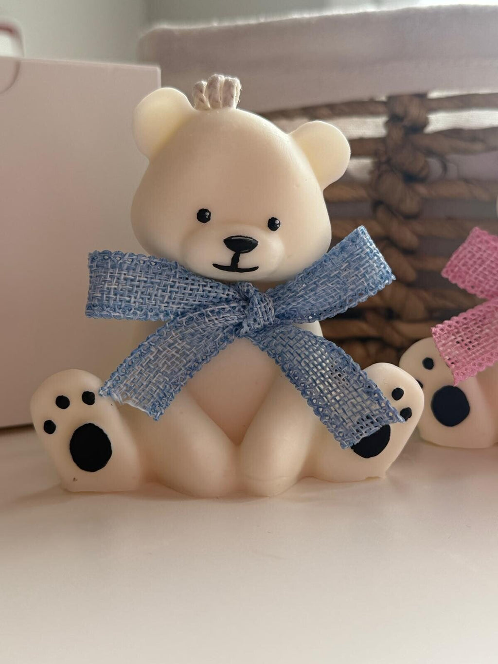 Vela Decorativa Baby Bear – Vela en Forma de Osito con Lacito, Ideal para Regalo