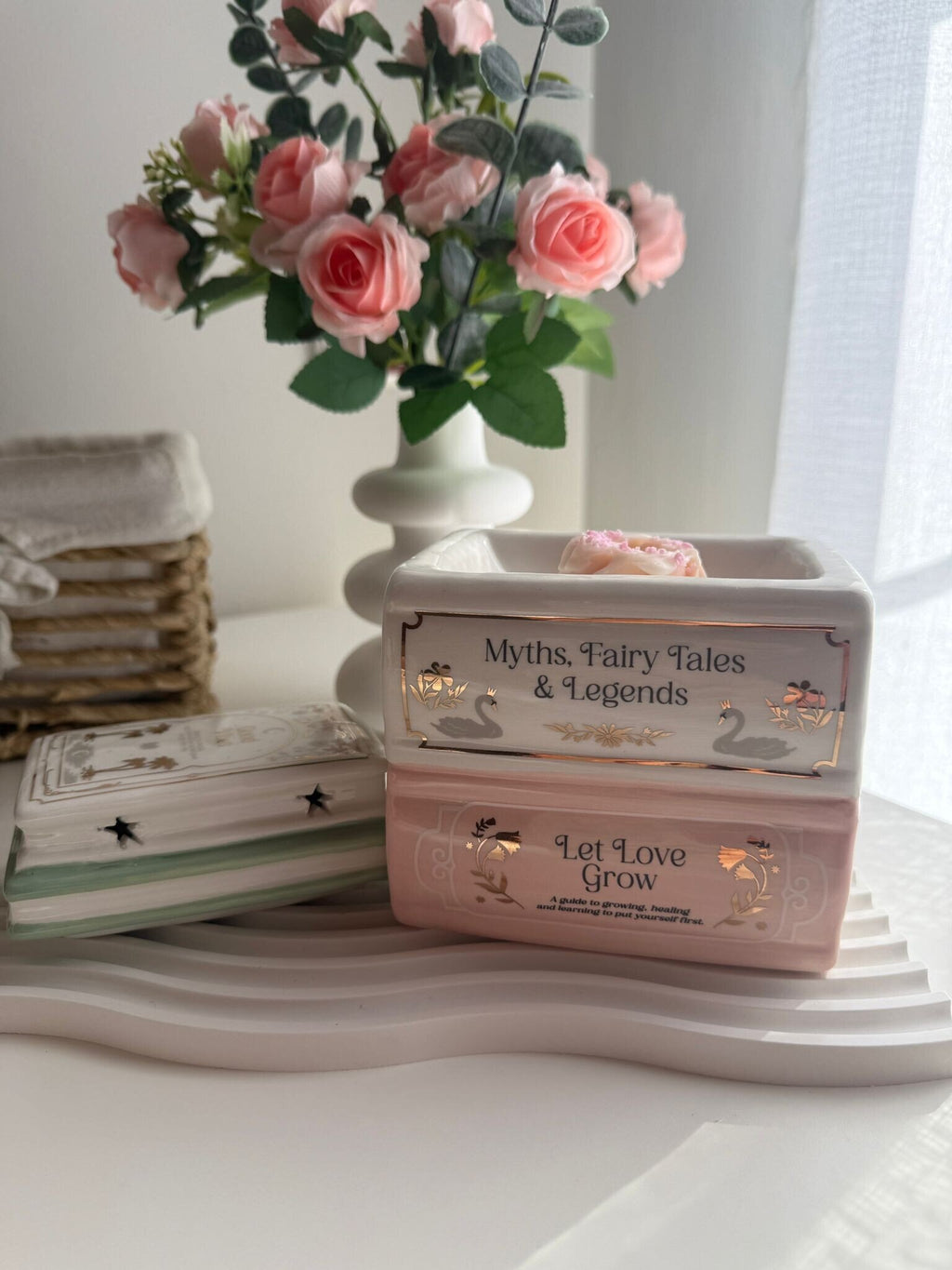Quemador de wax melts – Biblioteca de ensueño