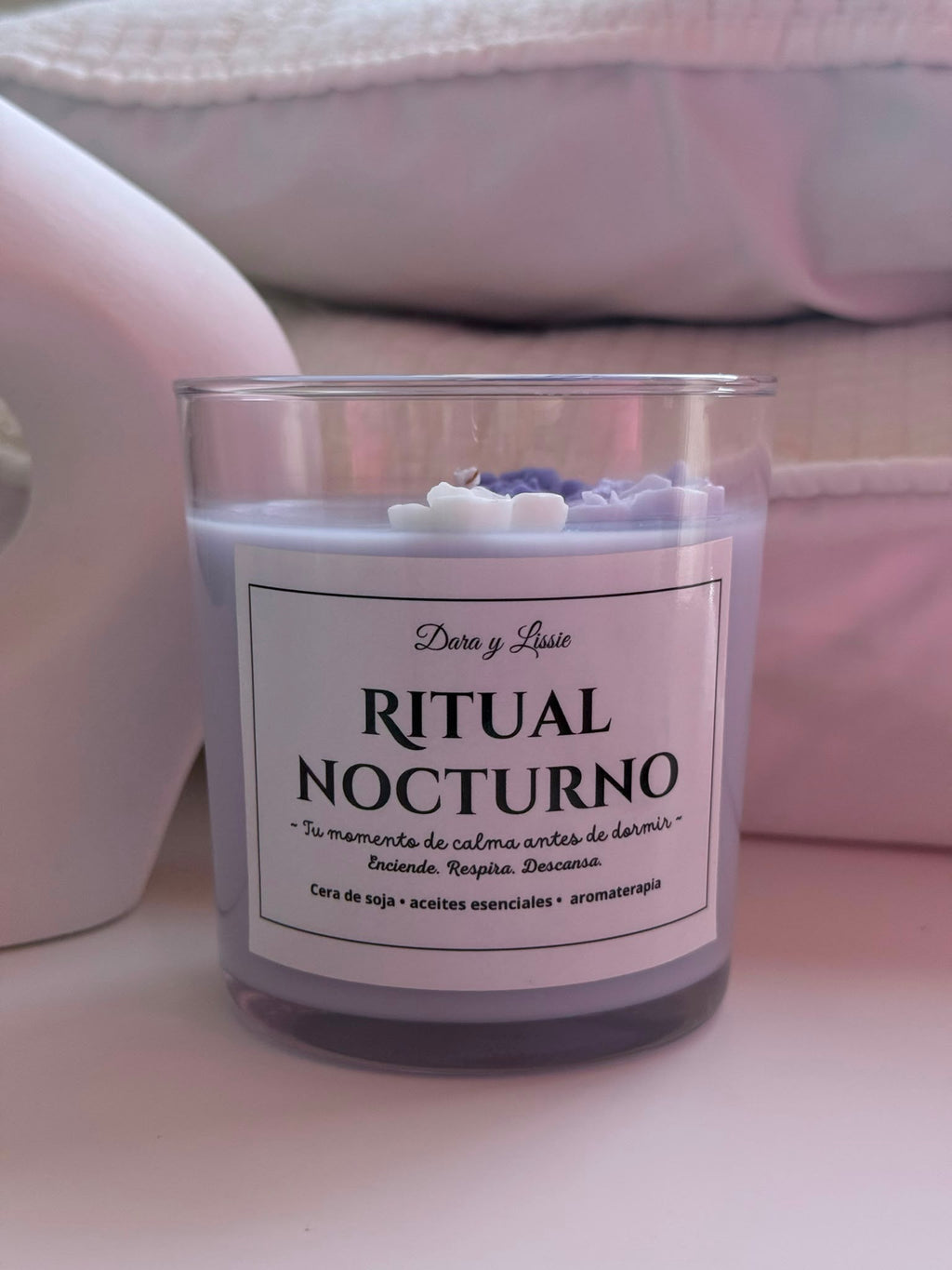 Ritual Nocturno – Vela relajante para dormir mejor · Lavanda, cedro y mejorana
